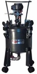 Pressure Pot 2.5 gallon bottom outlet single regulated with air agitator