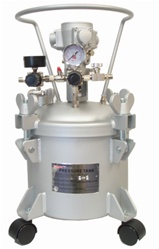 Pressure Pot 2.5 Gallon Dual Regulated Air Agitated